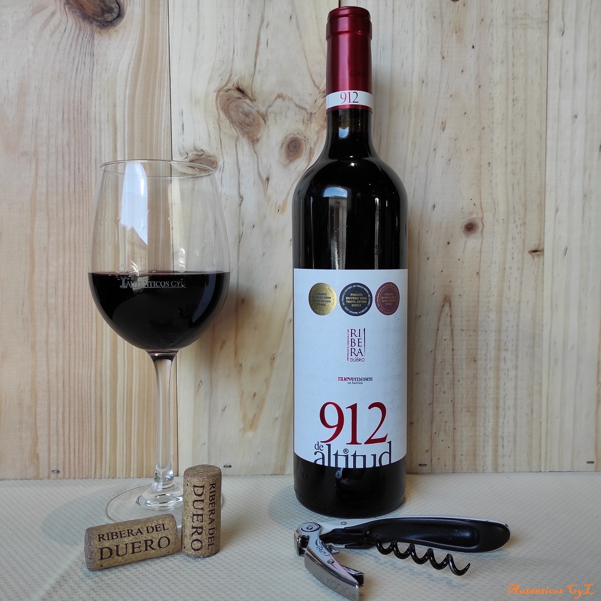 Características del Vino 912